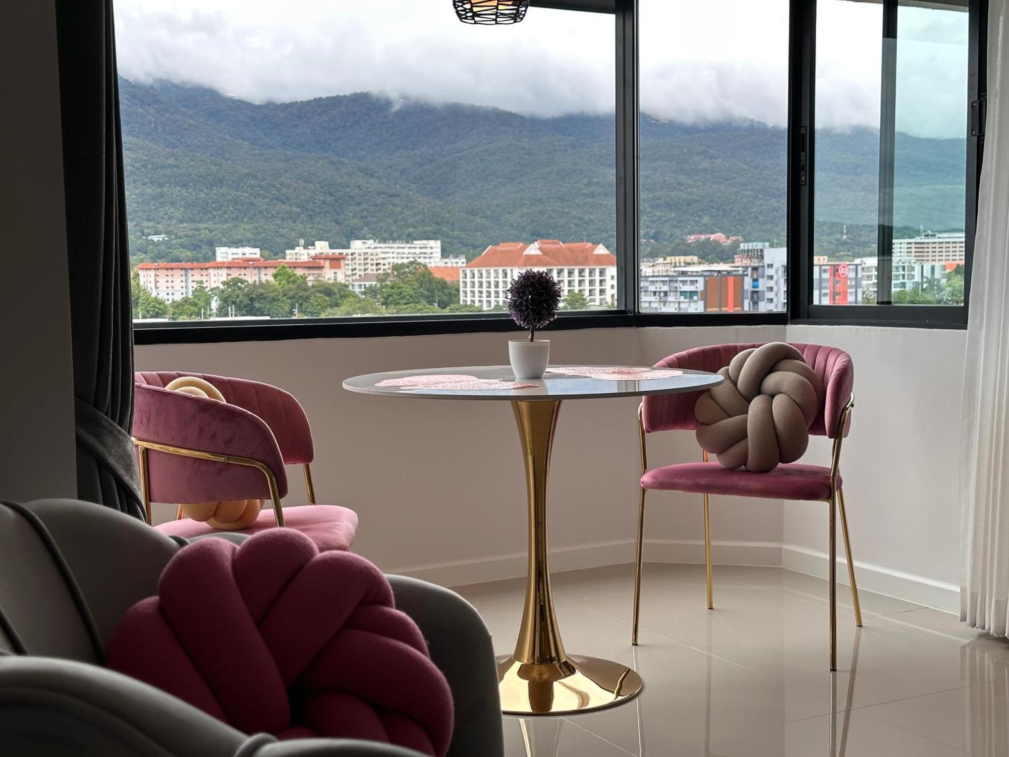 Mountain & City View Panorama At Nimman Chiang Mai Exterior photo